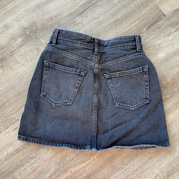 UO DENIM MINI SKIRT - Picture 3 of 6